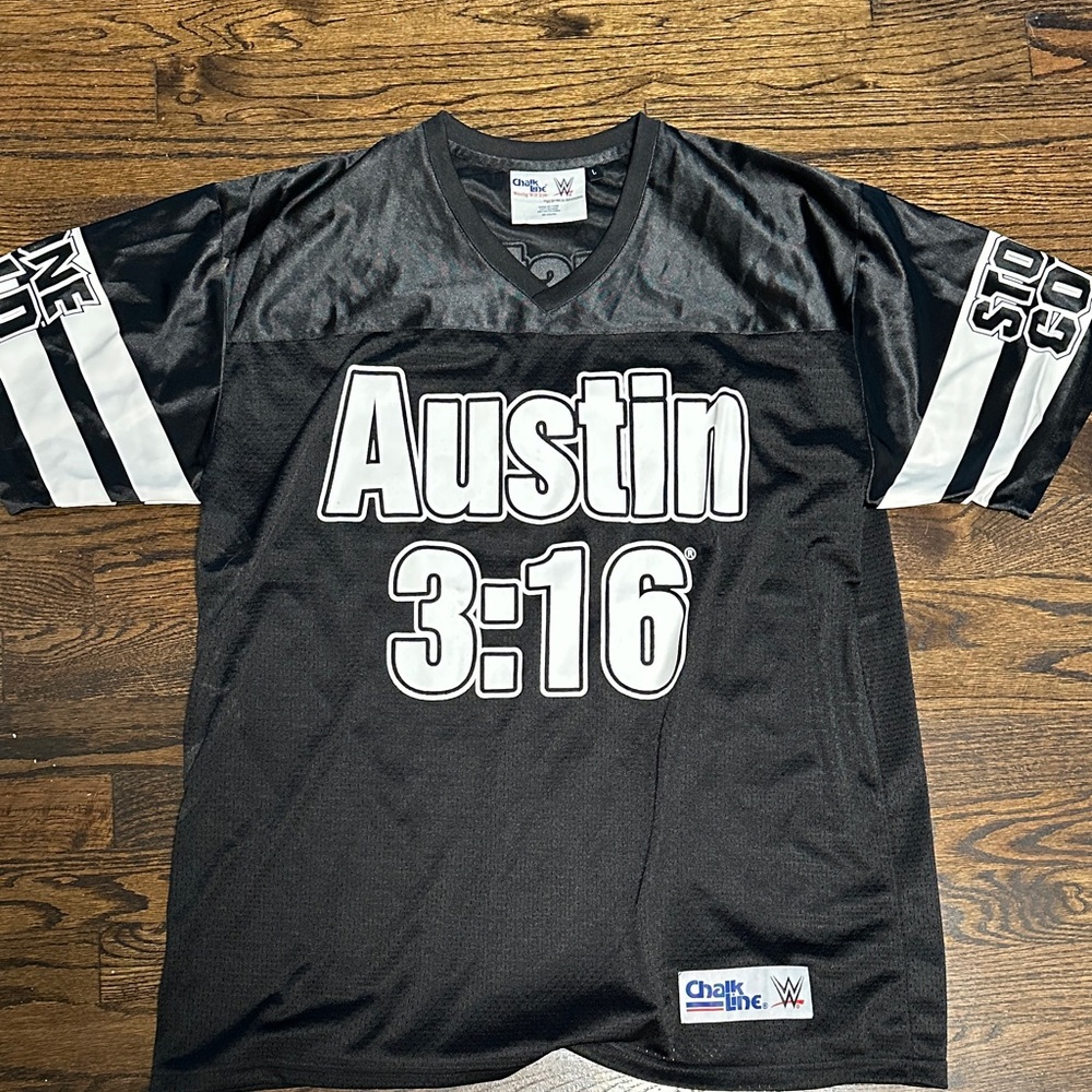 Chalk Line/WWE Austin 3:16 Jersey, Size L. No tags but never worn.